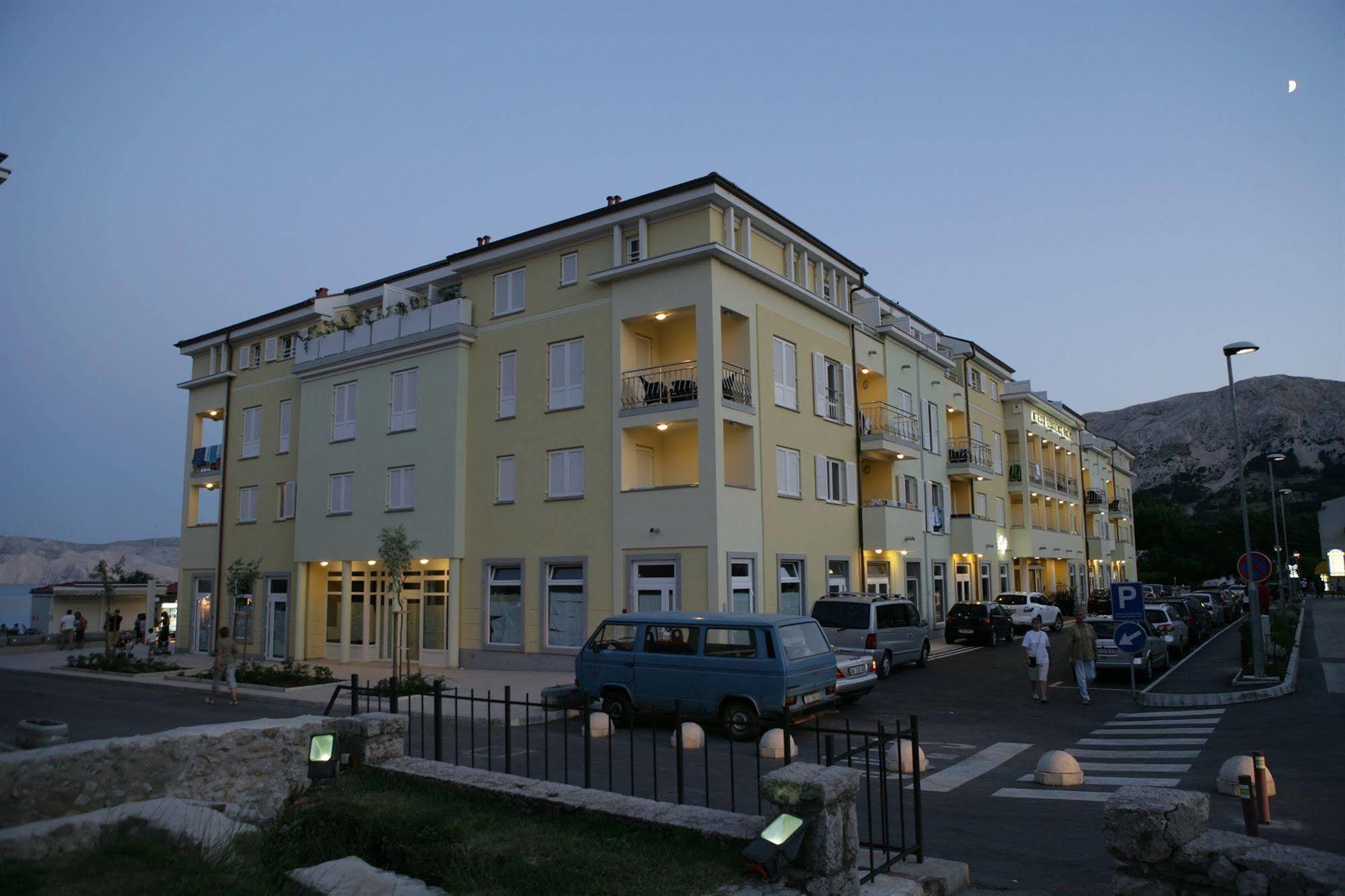 Valamar Atrium Residence Baska  Exterior photo